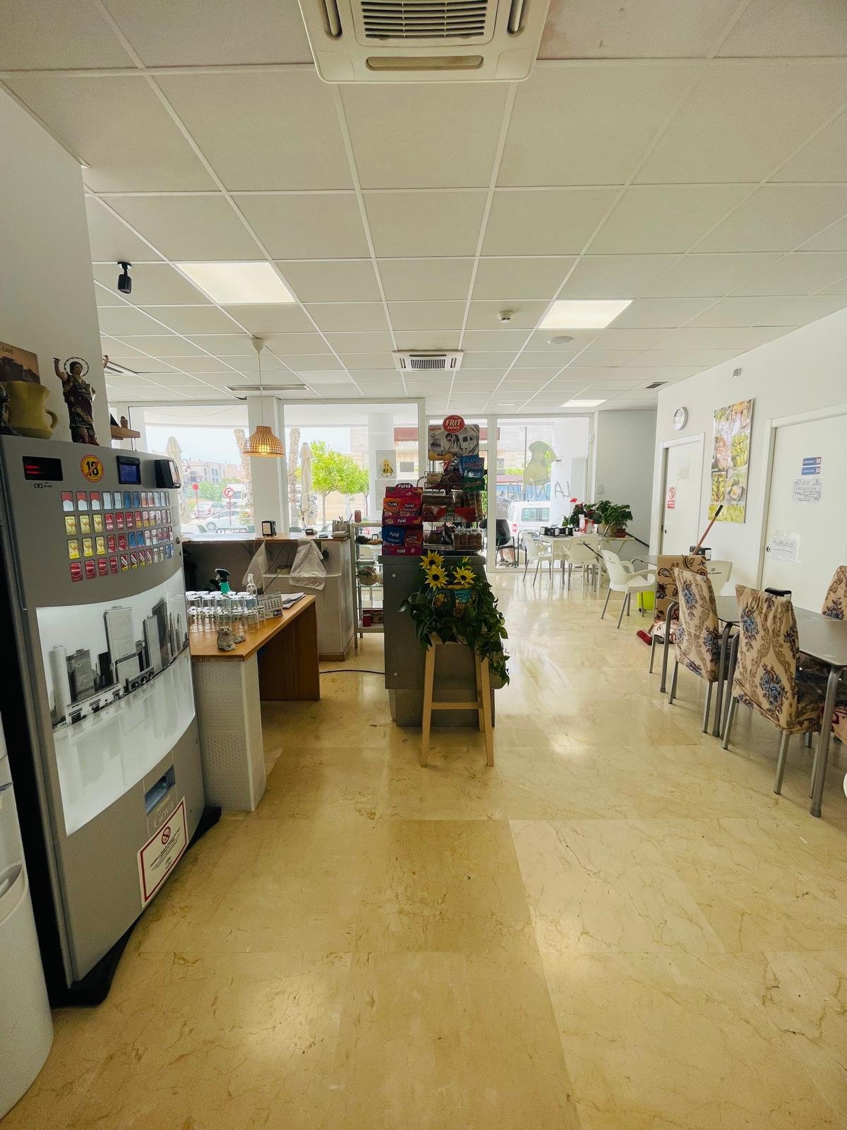 cafetería familiar en Vera
